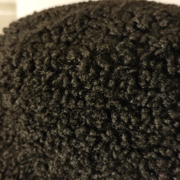 Black Textured Bucket Hat - Picture 7 of 12